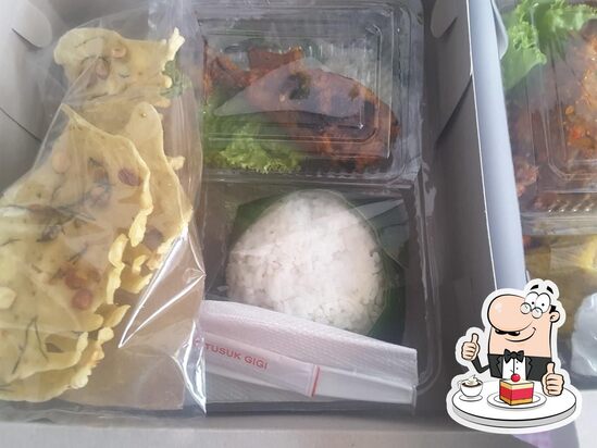 Warung Makan Jeng Sri: Rasa Rumahan di Jantung Cilacap